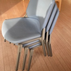 オフィス用椅子の画像