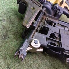 マキタ/makita AN933H 高圧釘打ち機 【中古】【野田愛宕店】【店頭取引限定】管理番号：ITBT204T9LM4の画像