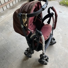 ベビーカー
の画像