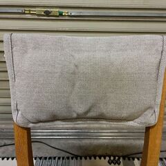 【11/29（土）限定！指定先へ送料無料でお届けします（墨田区、江東区、台東区）】無印良品 オーク材ダイニングチェア 2脚セット 廃盤品の画像