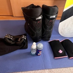 スノーボード フルセット(ウェア、バッグ、ゴーグルとう等付き)の画像