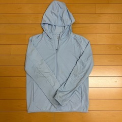 ユニクロ エアリズム メッシュパーカーの画像