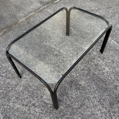 【引取限定】ガラステーブルの画像