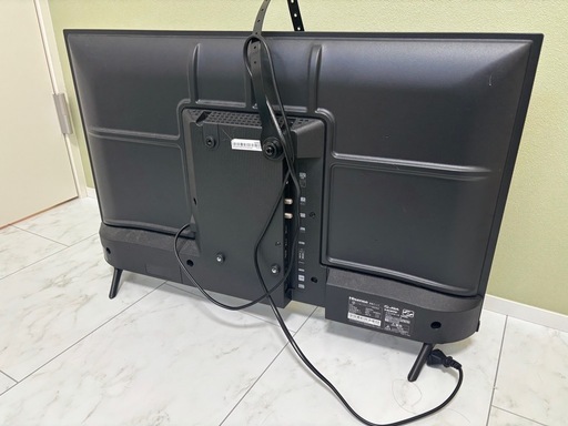 23年製Hisense32型テレビとPanasonic BluRayプレーヤーのセット美品です！