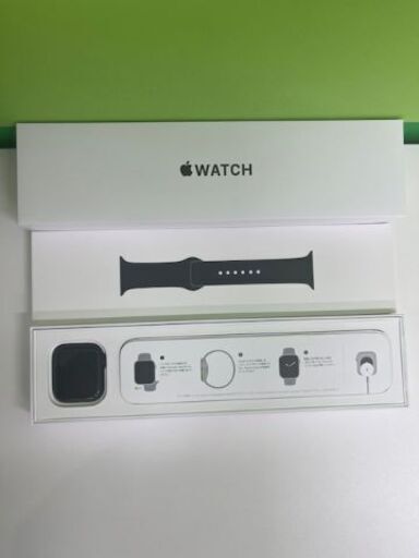Apple Watch SE 第２世代 MNK０３J/A 32GB 44mm アップル ウォッチ 腕時計 元箱あり 中古