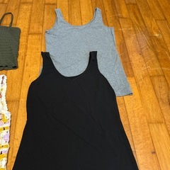 レディース　タンクトップＬの画像