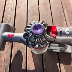 ダイソンV8 フルセット　訳あり作動品の画像