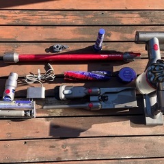 ダイソンV8 フルセット　訳あり作動品の画像