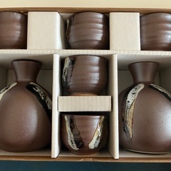 九谷焼の
徳利、御猪口の画像