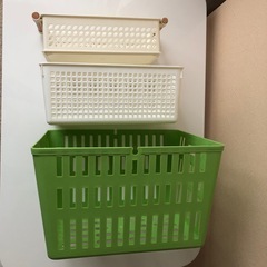 カゴ、瓶ボトル、135ml計量カップお玉まとめ売りの画像