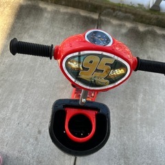 カーズキックボードの画像