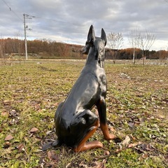 犬の置物　ガーデニングの画像