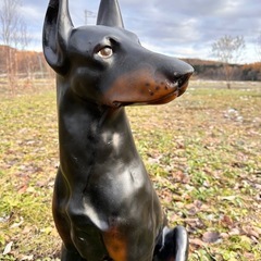 犬の置物　ガーデニングの画像