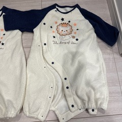 冬用　カバーオール　50〜60サイズ　2枚　双子の画像
