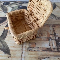 ドールハウス　ミニチュア　天然　小物入れ　ケース　竹　ナチュラル　バスケット　雑貨　オブジェ　置物　小物　 レトロの画像