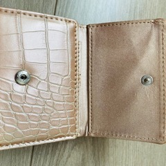クロコ型押し三つ折り財布2点セットの画像