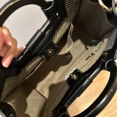 ショルダーバッグの画像