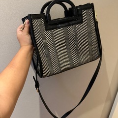 ショルダーバッグの画像