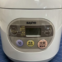 【SANYO】マイコンジャー炊飯器【ECJ-KDH18】動作確認済・きれいな状態👍の画像