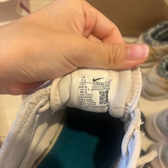 NIKE靴、ヒール、バスケットシューズの画像