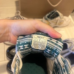 NIKE靴、ヒール、バスケットシューズの画像