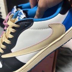 並行輸入のトラヴィススコットフラグメント！！クオリティ高め！値下げ可能！の画像