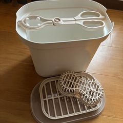 ◼︎ 哺乳瓶　消毒ケースの画像