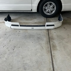 ハイエース、スポイラーの画像