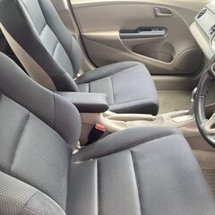 【ナビ　バックカメラ　ETC】H22年　インサイト　32万円　車検新規2年取得の画像