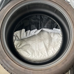 ブリヂストン スタッドレスタイヤ BLIZZAK VRX3 235/50R19 99Q 4本セットの画像