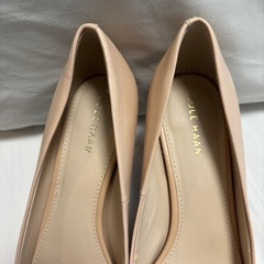 COLE HAAN コールハーン　パンプス　ベージュの画像