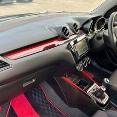 R3年式　スイフトスポーツ　6速MT　ディスプレイオーディオ　ETC　LEDヘッドライトの画像