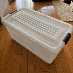 キャスター付き収納ケースの画像