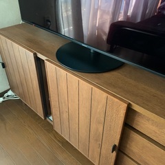 Panasonic 4K有機ELテレビ　TH-55JZ1000 55Vとサイドボードのセットの画像