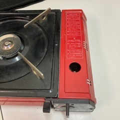 タキタ TKT-F15カセットコンロ 赤　動作確認済みの画像