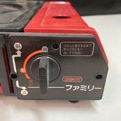 タキタ TKT-F15カセットコンロ 赤　動作確認済みの画像