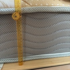 0円【美品】ダブルマット フレーム付きの画像