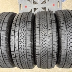 【極美品】アルファード40系対応　ピレリ ICE ZERO 225/60R18 2024年製 1シーズン使用 ホイール付き 4本セット スタッドレスタイヤの画像