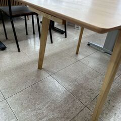 ★リユースのサカイ高崎店★TJ13295 (株)ドウシシャ バタフライテーブル ライトブラウン H71.5×D75×W75.0～115.0 クリーニング済みの画像