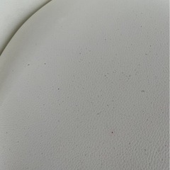 白椅子（白キャスター）の画像