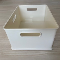 収納ボックス　小の画像