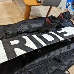 スノーボード＋バインディング＋ブーツ＋ケースセットの画像