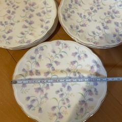 🎂ケーキ皿６枚セットの画像