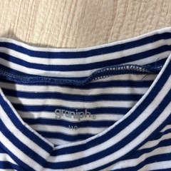 子ども服の画像