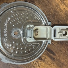 【中古】NJ-VE108-W 三菱炊飯器の画像