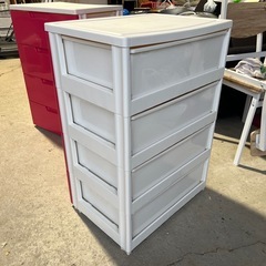 アイリスオーヤマ　収納チェスト　収納ケース　衣装ケース　４段　ピンク／ホワイト　２の画像