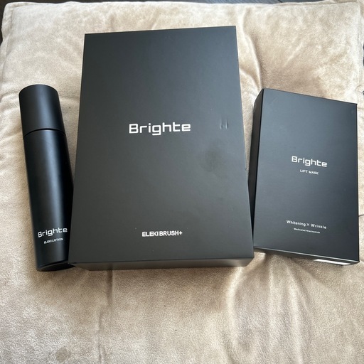 フェイスケア ELEKIBRUSH+