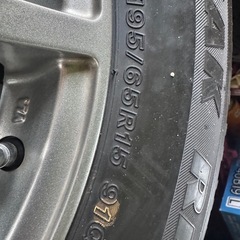 スタッドレスタイヤホイールの画像