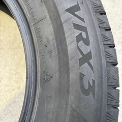 ブリヂストン　VRX3 215/65R16 冬タイヤ❗️の画像