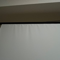 プロジェクタースクリーン　80インチ　自立式　引き上げ式
の画像